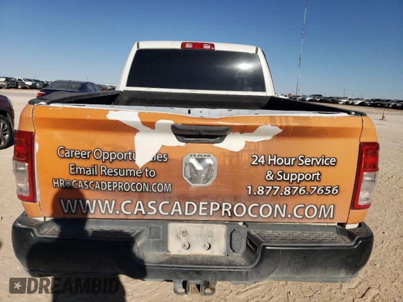 2022 Ram 2500 Tradesman with VIN 3C6UR5CJ8NG130238, listed as a Copart auction lot 47290815 with 101,841 mi miles and Salvage Title. Bid and sale history available at carsss.com. Image 6.