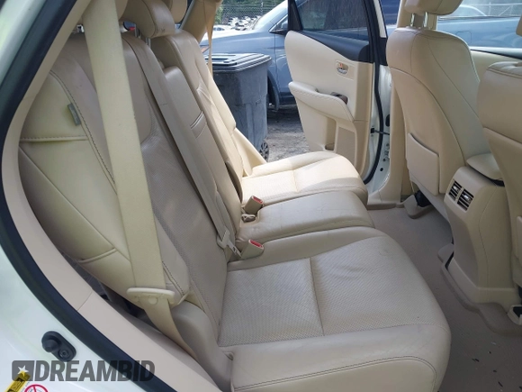 2013 Lexus RX 350 z VIN JTJBK1BA8D2458889, wystawiony jako IAAI lot #42713652 z przebiegiem 124 751 mil mil oraz . Historia ofert i sprzedaży dostępna na DreamBid. Obrazek 8.