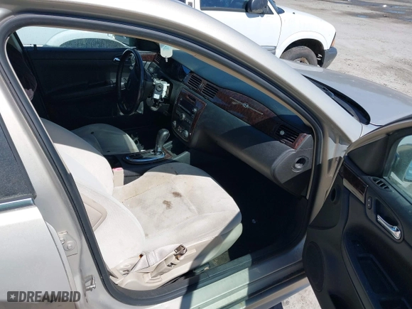 2012 Chevrolet Impala LT Fleet with VIN 2G1WG5E33C1235872, listed as a IAAI auction lot 41740980 with 1 mi miles. Bid and sale history available at carsss.com. Image 5.