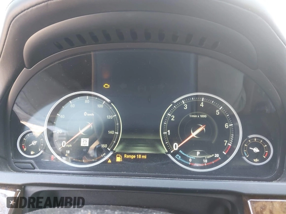 2014 BMW 7 Series 740Li with VIN WBAYE4C59ED138409, listed as a IAAI auction lot 41785423 with 121,687 mi miles. Bid and sale history available at carsss.com. Image 7.