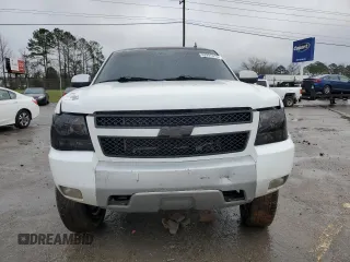 2008 Chevrolet Suburban LT w/2LT with VIN 3GNFK16388G267557, listed as a Copart auction lot 43952315 with 243,207 mi miles and Salvage Title. Bid and sale history available at carsss.com. Image 5.