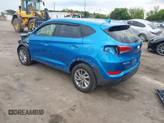 2018 Hyundai Tucson SEL z VIN KM8J3CA4XJU717977, wystawiony jako IAAI lot #42358288 z przebiegiem 121 919 mil mil oraz . Historia ofert i sprzedaży dostępna na DreamBid. Obrazek 3.