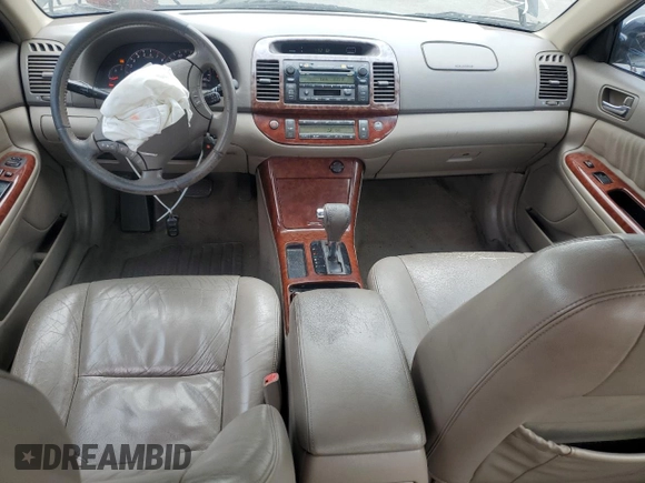 2005 Toyota Camry LE with VIN 4T1BF32K45U102615, listed as a Copart auction lot 56182705 with 196,300 mi miles and Salvage Title. Bid and sale history available at DreamBid. Image 8.