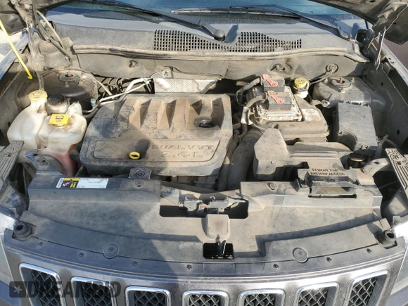 2016 Jeep Compass 75th Anniversary with VIN 1C4NJCBB4GD678224, listed as a Copart auction lot 42440875 with 167,050 mi miles and Salvage Title. Bid and sale history available at carsss.com. Image 12.
