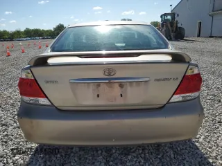 2006 Toyota Camry STD z VIN 4T1BE30K46U108275, wystawiony jako Copart lot #59905115 z przebiegiem 157 072 mil mil oraz Szkoda całkowita • Salvage title. Historia ofert i sprzedaży dostępna na DreamBid. Obrazek 6.