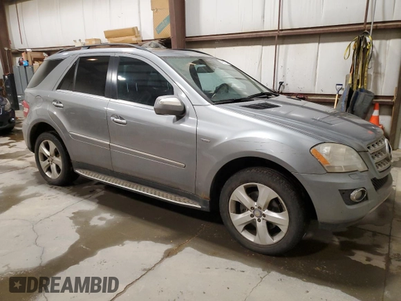 2010 Mercedes-Benz M 350 with VIN 4JGBB2FBXAA569999, listed as a Copart auction lot 84637134 with 254,712 mi miles and Clean Title. Bid and sale history available at DreamBid. Image 4.