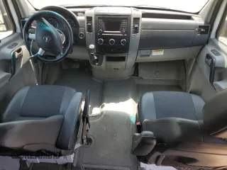 2017 Mercedes-Benz Sprinter with VIN WDZPE7CD7HP534574, listed as a Copart auction lot 52471474 with Not Provided miles and Salvage Title. Bid and sale history available at DreamBid. Image 8.