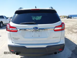 2020 Subaru Ascent Premium with VIN 4S4WMAFD1L3441651, listed as a IAAI auction lot 41961481 with 91,184 mi miles and . Bid and sale history available at DreamBid. Image 17.
