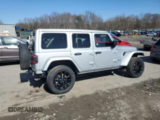 2024 Jeep Wrangler Sahara with VIN 1C4RJXP63RW195206, listed as a Copart auction lot 48784595 with 10,737 mi miles and Salvage Title. Bid and sale history available at DreamBid. Image 3.