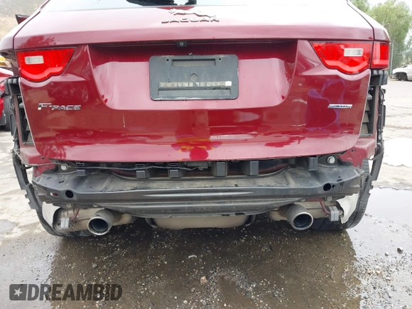 2017 Jaguar F-Pace 35t Prestige с VIN SADCK2BV3HA078231, выставлен на аукционе IAAI как лот 42101243 с пробегом 128 533 миль миль и . История ставок и продаж доступна на DreamBid. Изображение 18.