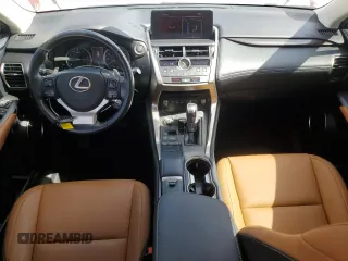 2020 Lexus NX 300 z VIN JTJAARBZXL2159292, wystawiony jako Copart lot #50950435 z przebiegiem 67 361 mil mil oraz Szkoda całkowita • Salvage title. Historia ofert i sprzedaży dostępna na DreamBid. Obrazek 8.
