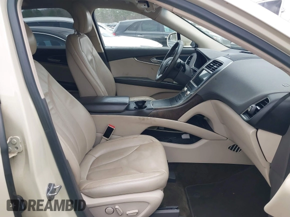 2016 Lincoln MKX Select with VIN 2LMTJ6KR7GBL47486, listed as a IAAI auction lot 41515610 with 135,291 mi miles and . Bid and sale history available at DreamBid. Image 5.