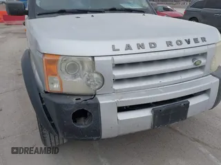 2005 Land Rover LR3 SE with VIN SALAE25475A312470, listed as a IAAI auction lot 41701147 with 90,770 mi miles. Bid and sale history available at carsss.com. Image 6.