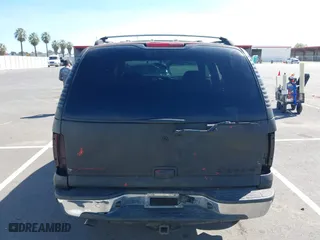 2002 Chevrolet Tahoe LS with VIN 1GNEC13T12R214901, listed as a IAAI auction lot 41868281 with 1 mi miles. Bid and sale history available at carsss.com. Image 16.