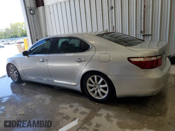 2009 Lexus LS 460 L with VIN JTHGL46FX95033756, listed as a Copart auction lot 68639234 with 109,132 mi miles and Salvage title. Bid and sale history available at DreamBid. Image 2.