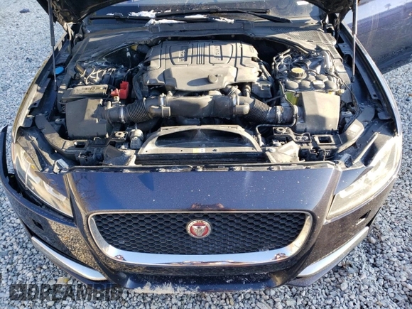 2016 Jaguar XF 35t Premium with VIN SAJBJ4BV0GCY20966, listed as a Copart auction lot 85103554 with 121,298 mi miles and Clean Title. Bid and sale history available at carsss.com. Image 11.