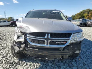 2018 Dodge Journey SXT with VIN 3C4PDCBG0JT386213, listed as a Copart auction lot 76146524 with 142,436 mi miles and Salvage Title. Bid and sale history available at carsss.com. Image 5.