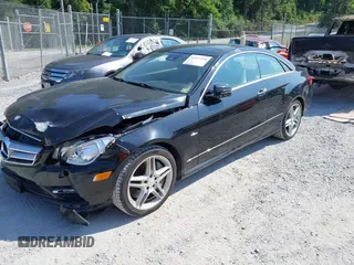 2012 Mercedes-Benz E 550 with VIN WDDKJ7DB5CF150395, listed as a IAAI auction lot 42673196 with 125,247 mi miles and . Bid and sale history available at DreamBid. Image 19.
