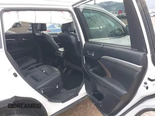 2018 Toyota Highlander Hybrid Limited with VIN 5TDDGRFH5JS047635, listed as a IAAI auction lot 41151301 with Not provided miles and . Bid and sale history available at DreamBid. Image 8.
