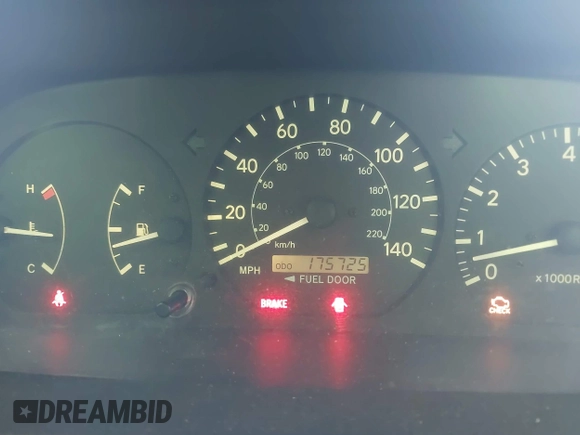 2001 Toyota Camry CE with VIN 4T1BG22K91U117841, listed as a IAAI auction lot 42119599 with 175,725 mi miles. Bid and sale history available at carsss.com. Image 7.