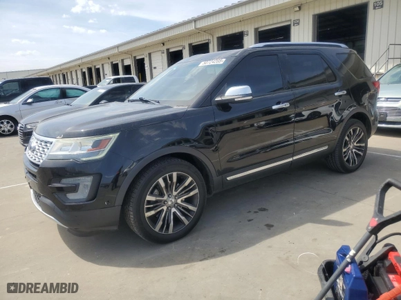 2017 Ford Explorer Platinum with VIN 1FM5K8HTXHGB77280, listed as a Copart auction lot 50724205 with 101,811 mi miles and Salvage Title. Bid and sale history available at carsss.com. Image 1.
