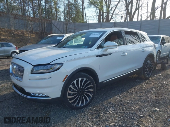 2023 Lincoln Nautilus Black Label z VIN 2LMPJ9JP1PBL28970, wystawiony jako IAAI lot #42091191 z przebiegiem 15 276 mil mil oraz . Historia ofert i sprzedaży dostępna na DreamBid. Obrazek 23.