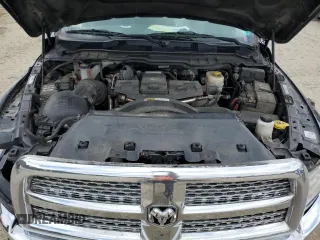 2018 Ram 2500 Laramie with VIN 3C6UR5KL0JG409826, listed as a Copart auction lot 59478665 with 262,261 mi miles and Salvage title. Bid and sale history available at DreamBid. Image 11.