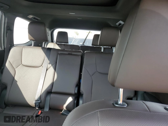 2024 Lexus TX 350 z VIN 5TDAAAA64RS009157, wystawiony jako Copart lot #42363485 z przebiegiem 2 509 mil mil oraz Szkoda całkowita • Salvage title. Historia ofert i sprzedaży dostępna na DreamBid. Obrazek 10.