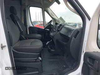 2018 Ram ProMaster Cargo with VIN 3C6TRVCG8JE112828, listed as a IAAI auction lot 41928359 with 184,269 mi miles and . Bid and sale history available at DreamBid. Image 5.