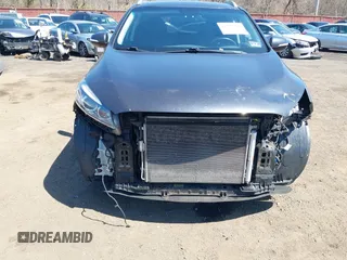 2018 Kia Sorento EX with VIN 5XYPHDA57JG388378, listed as a IAAI auction lot 41977584 with 121,482 mi miles and . Bid and sale history available at carsss.com. Image 17.