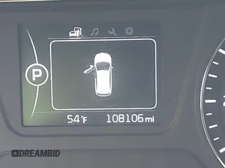2018 Kia Sorento LX z VIN 5XYPGDA3XJG429121, wystawiony jako IAAI lot #42351051 z przebiegiem 108 106 mil mil oraz . Historia ofert i sprzedaży dostępna na DreamBid. Obrazek 15.