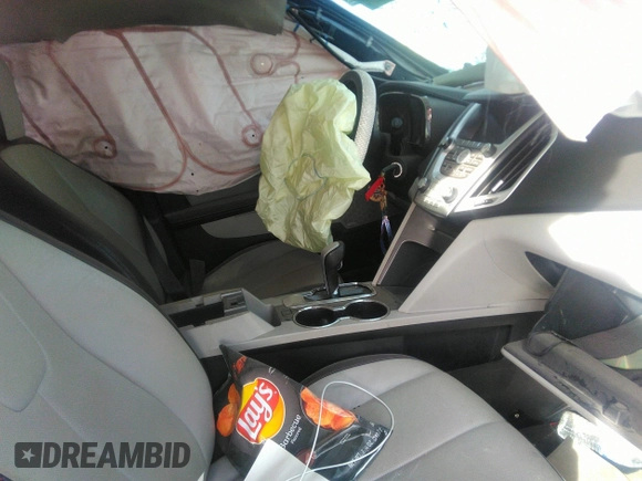 2010 GMC Terrain SLT-2 z VIN 2CTFLJEY2A6258720, wystawiony jako IAAI lot #38337734 z przebiegiem Nie podano mil oraz . Historia ofert i sprzedaży dostępna na DreamBid. Obrazek 5.