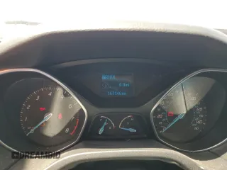 2012 Ford Focus SE z VIN 1FAHP3K24CL338153, wystawiony jako Copart lot #56161925 z przebiegiem 167 146 mil mil oraz Szkoda całkowita • Salvage title. Historia ofert i sprzedaży dostępna na DreamBid. Obrazek 9.