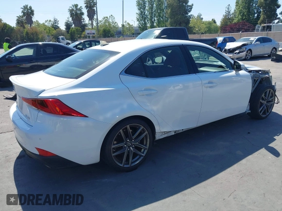2018 Lexus IS 300 z VIN JTHBA1D21J5079172, wystawiony jako IAAI lot #42185189 z przebiegiem 35 458 mil mil oraz . Historia ofert i sprzedaży dostępna na DreamBid. Obrazek 4.
