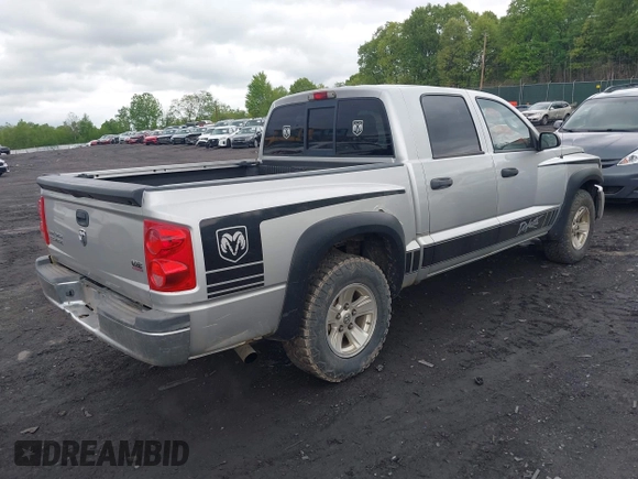 2008 Dodge Dakota SLT z VIN 1D7HW48N38S536147, wystawiony jako IAAI lot #42230957 z przebiegiem 140 571 mil mil oraz . Historia ofert i sprzedaży dostępna na DreamBid. Obrazek 4.