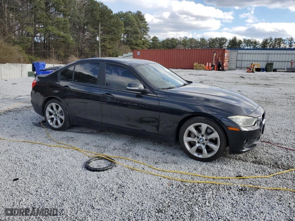 2014 BMW 3 Series 335i xDrive with VIN WBA3B9C52EP458850, listed as a Copart auction lot 42207705 with 0 mi miles and Clean Title. Bid and sale history available at carsss.com. Image 4.