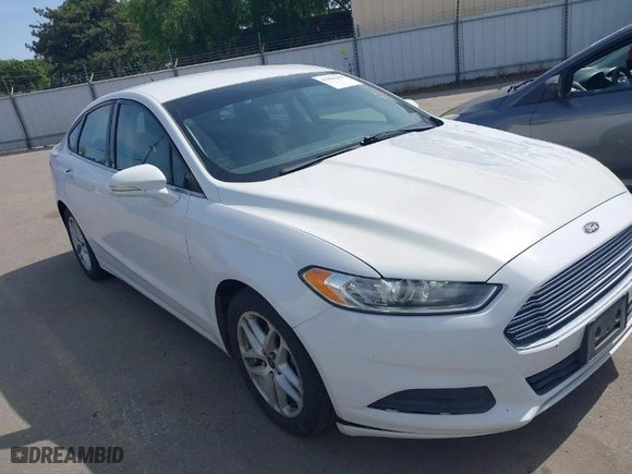 2014 Ford Fusion SE with VIN 3FA6P0H76ER319715, listed as a IAAI auction lot 41981201 with 147,571 mi miles. Bid and sale history available at carsss.com. Image 1.