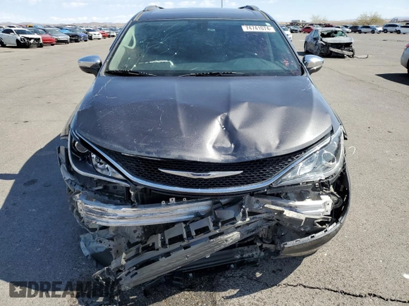 2017 Chrysler Pacifica Limited with VIN 2C4RC1GG2HR804955, listed as a Copart auction lot 74741074 with 117,936 mi miles and Salvage title. Bid and sale history available at DreamBid. Image 5.