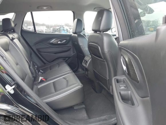 2022 GMC Terrain SLT with VIN 3GKALPEV8NL210997, listed as a IAAI auction lot 41678913 with 66,401 mi miles. Bid and sale history available at carsss.com. Image 8.