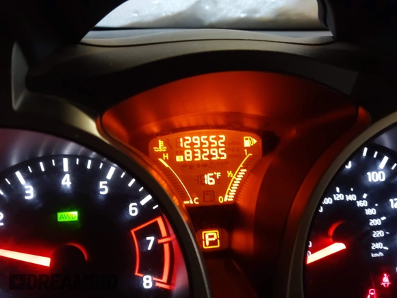 2015 Nissan Juke SL z VIN JN8AF5MV1FT562460, wystawiony jako IAAI lot #41522842 z przebiegiem 129 552 mil mil oraz . Historia ofert i sprzedaży dostępna na DreamBid. Obrazek 16.