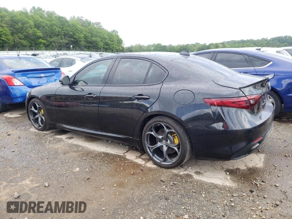 2017 Alfa Romeo Giulia Ti z VIN ZARFAECN9H7549992, wystawiony jako Copart lot #53124905 z przebiegiem 141 375 mil mil oraz Tytuł czysty. Historia ofert i sprzedaży dostępna na DreamBid. Obrazek 2.