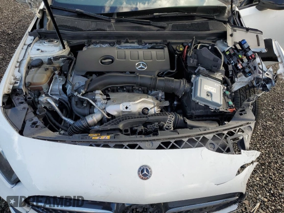 2019 Mercedes-Benz A 220 z VIN WDD3G4FB9KW021914, wystawiony jako Copart lot #49071225 z przebiegiem 61 233 mil mil oraz Szkoda całkowita • Salvage title. Historia ofert i sprzedaży dostępna na DreamBid. Obrazek 11.