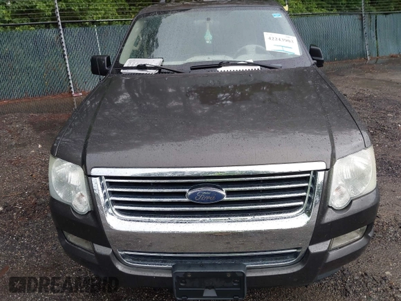 2007 Ford Explorer XLT with VIN 1FMEU73E57UB30980, listed as a IAAI auction lot 42243903 with 184,384 mi miles and . Bid and sale history available at DreamBid. Image 6.