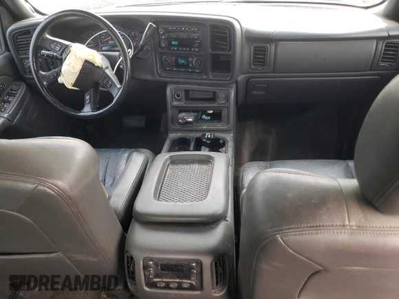 2003 Chevrolet Avalanche with VIN 3GNEK13T23G113578, listed as a Copart auction lot 66889974 with 210,233 mi miles and Salvage Title. Bid and sale history available at carsss.com. Image 8.