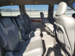 2007 Chrysler Town & Country Limited with VIN 2A8GP64LX7R170800, listed as a Copart auction lot 53546555 with 102,848 mi miles and Salvage Title. Bid and sale history available at DreamBid. Image 11.