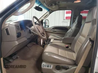 2003 Ford Excursion с VIN 1FMSU45F83EA56921, выставлен на аукционе Copart как лот 49847395 с пробегом 264 040 миль миль и Чистый • Clean title. История ставок и продаж доступна на DreamBid. Изображение 7.