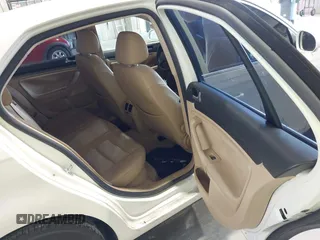 2007 Volkswagen Jetta Wolfsburg Edition with VIN 3VWEF71K57M183834, listed as a IAAI auction lot 42642370 with 201,697 mi miles and . Bid and sale history available at DreamBid. Image 8.