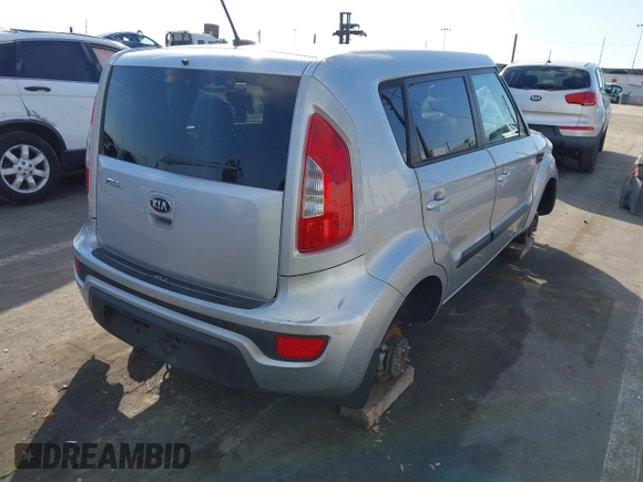 2013 Kia Soul + z VIN KNDJT2A66D7754382, wystawiony jako IAAI lot #41431092 z przebiegiem Nie podano mil oraz . Historia ofert i sprzedaży dostępna na DreamBid. Obrazek 4.