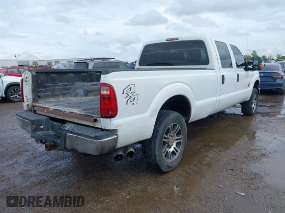 2013 Ford F-250 XL with VIN 1FT7W2BT8DEB45540, listed as a IAAI auction lot 41841007 with 424,066 mi miles and . Bid and sale history available at DreamBid. Image 4.