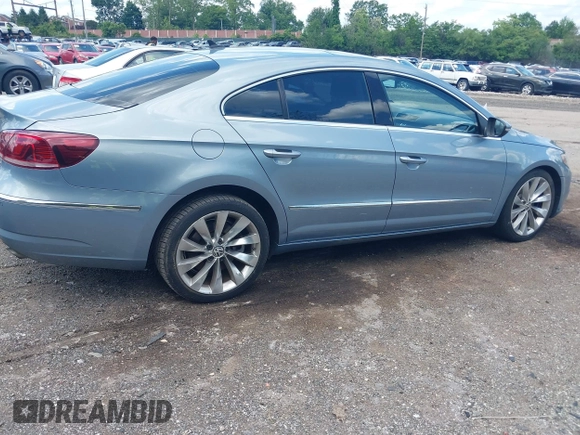 2013 Volkswagen CC Executive z VIN WVWGU7AN3DE524175, wystawiony jako IAAI lot #42401952 z przebiegiem 165 023 mil mil oraz . Historia ofert i sprzedaży dostępna na DreamBid. Obrazek 4.